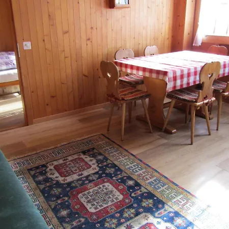 Gutenbrunnenstrasse 94 * Lenk